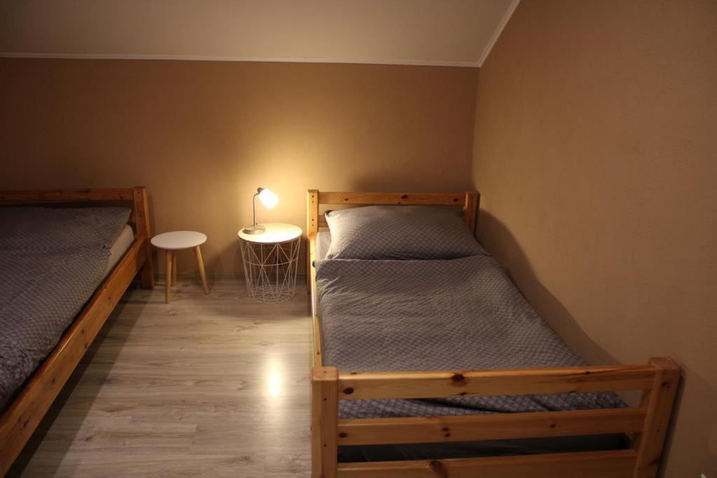 Prijemny Podkrovny Byt V Srdci Dechtic Dechtice Exterior foto